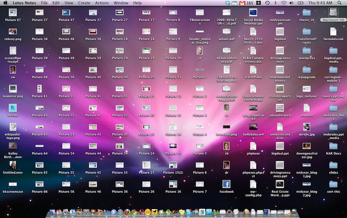 cluttered-mac-desktop_s
