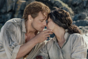 Sam Heughan as Jamie and Caitriona Balfe as Claire in Outlander