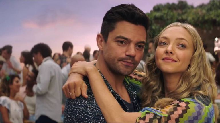 Dominic Cooper as Sky and Amanda Seyfried as Sophie in Mamma Mia: Here We Go Again