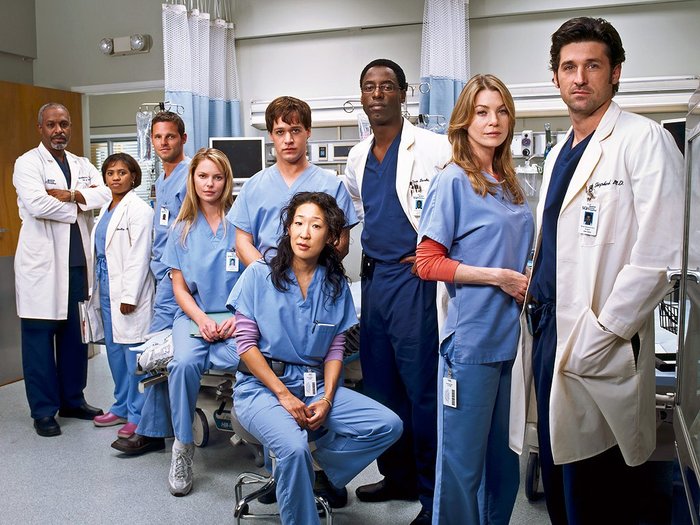 Meredith Grey (Ellen Pompeo) and Doctor Derek Shepherd (Patrick Dempsey) headline the cast of the first season of Grey's Anatomy